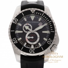 Girard Perregaux Sea-Hawk Ref. 49950, watch, Silver (Case) and Silver & Black (Bezel)