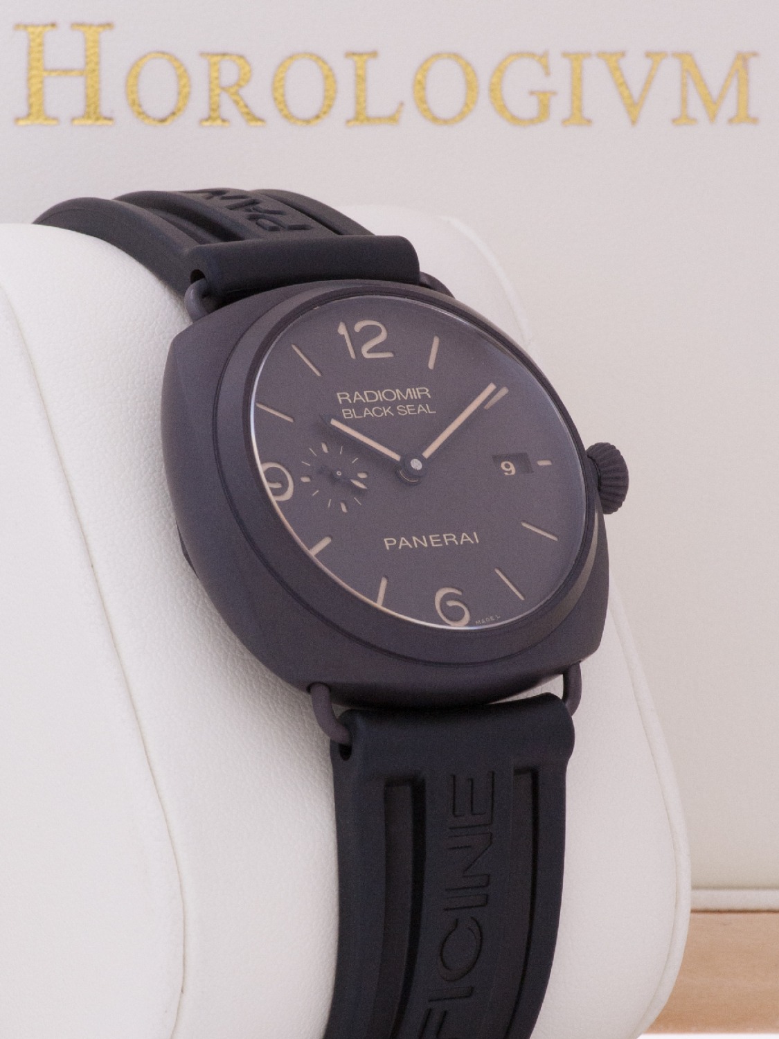 Panerai Radiomir Black Seal PAM00505 watch, black
