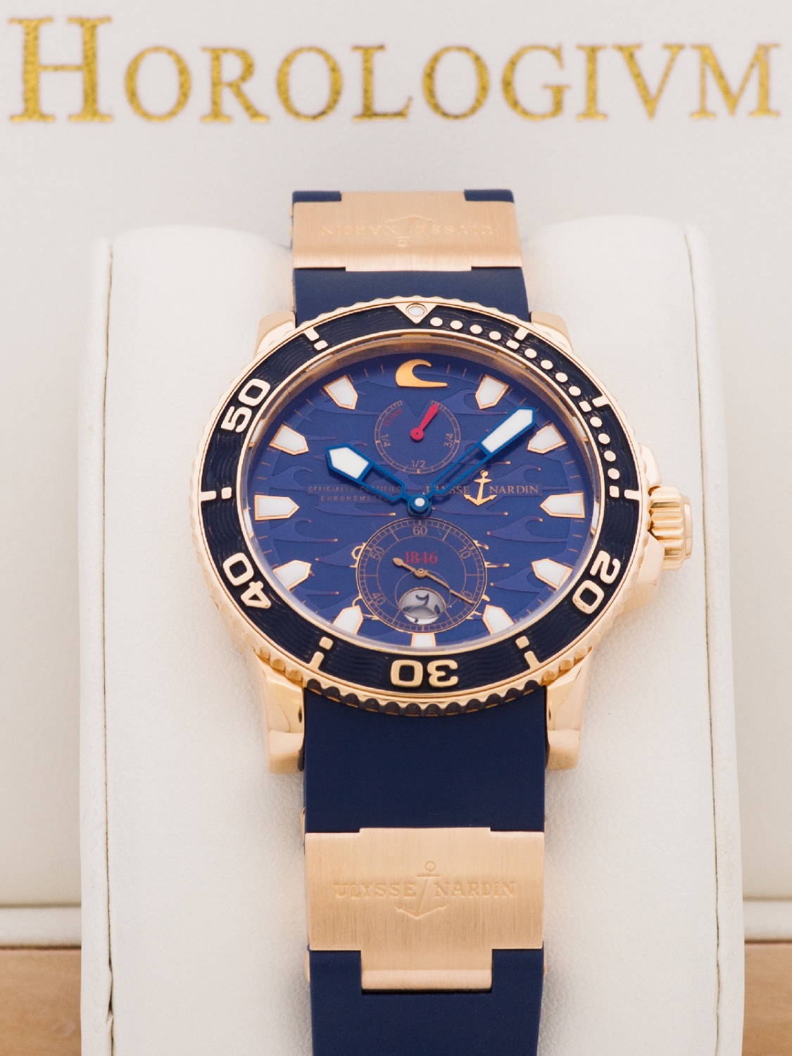 Ulysse Nardin Maxi Marine Diver Blue Surf Limited 500 pcs watch, rose gold