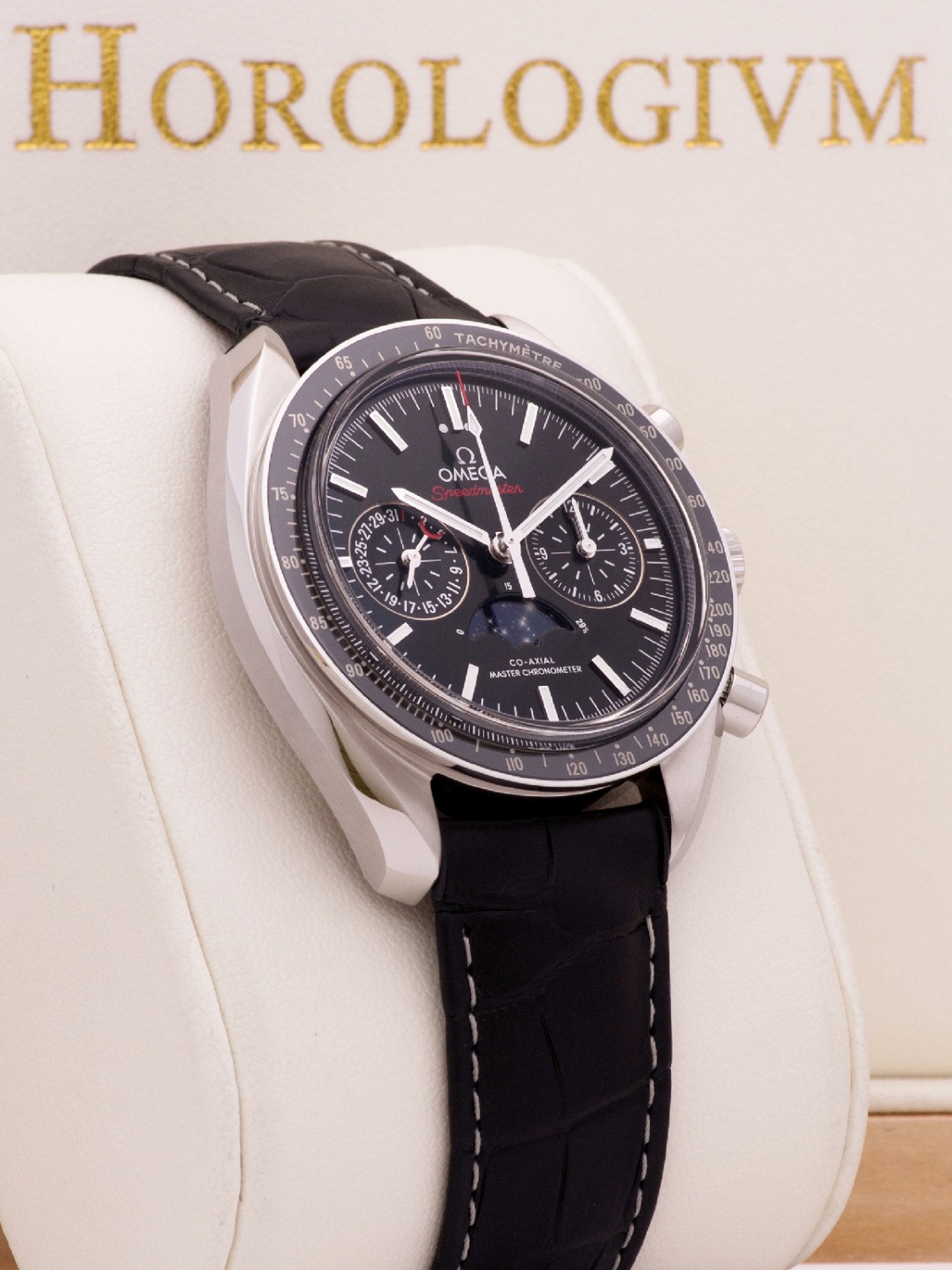 Omega Speedmaster Moonwatch Co-Axial Master Chronometer Moonphase Chronograph watch, silver