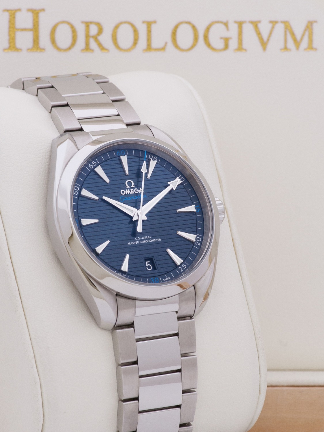 Omega Seamaster Master Chronometer Aqua Terra 150M Blue Dial watch, silver