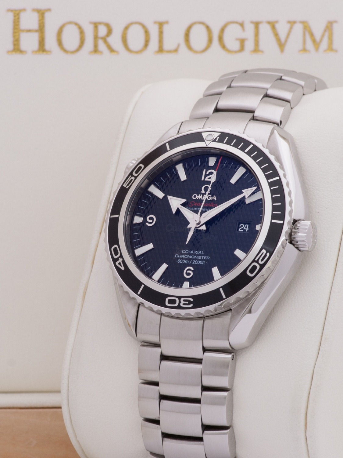 Omega Seamaster Planet Ocean 007 Quantum of Solace LE 5007PCS watch, silver